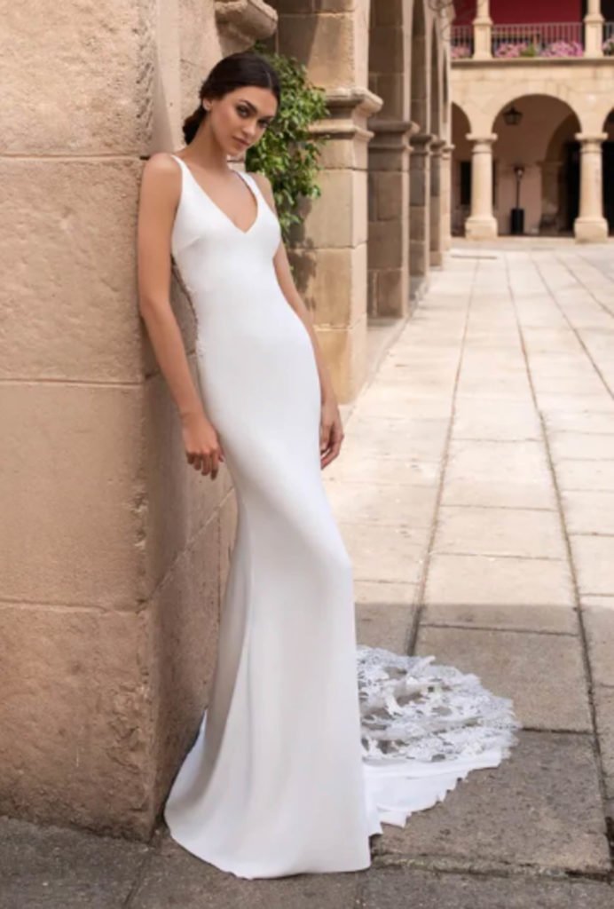 Enamórate de los looks menos clásicos para novias y cópialos - Alicia Rueda  Atelier